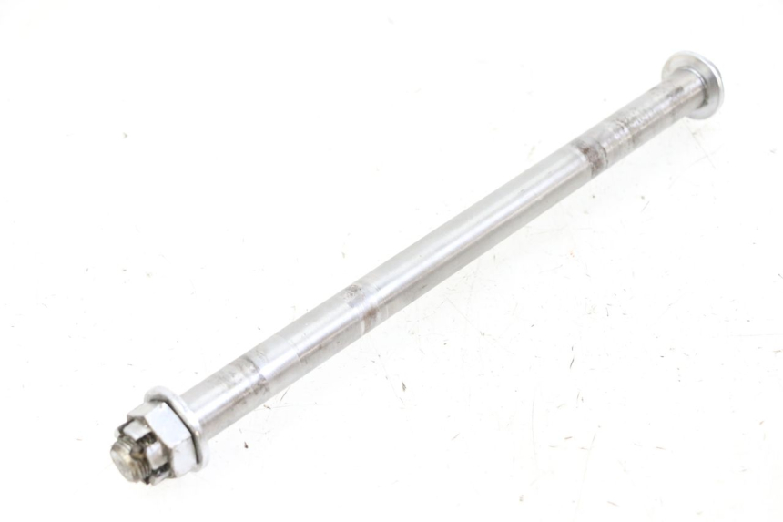 photo de REAR WHEEL AXLE YAMAHA FJ 36Y 1100 (1984 - 1985)