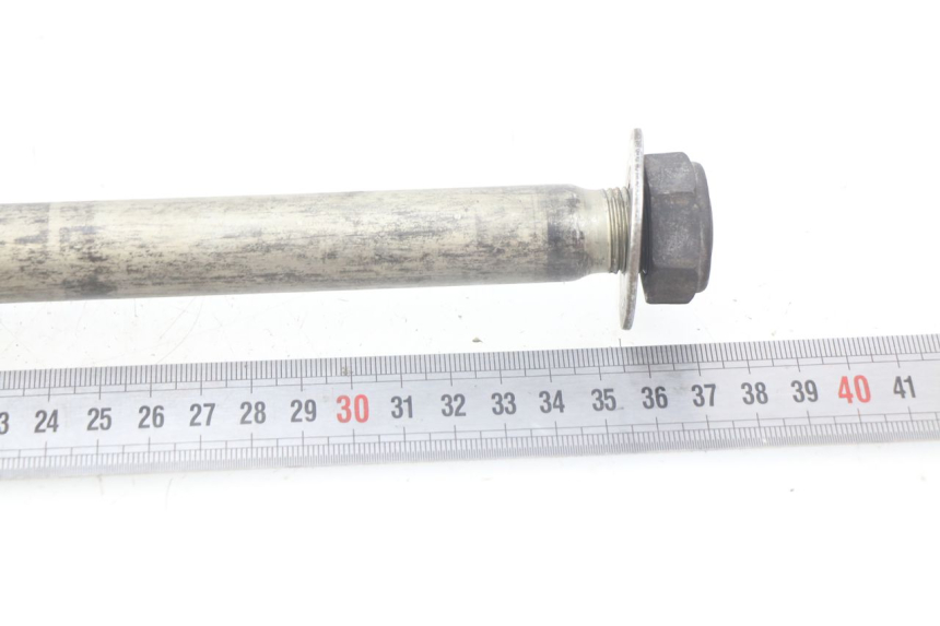 photo de REAR WHEEL AXLE YAMAHA FJR ABS 1300 (2016 - 2020)