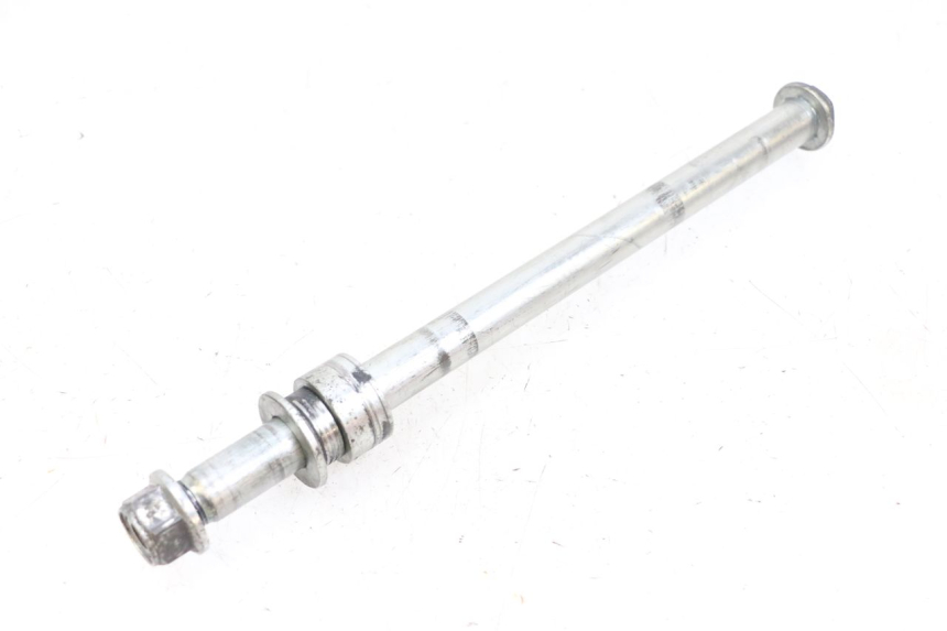 photo de REAR WHEEL AXLE SUZUKI GSF N BANDIT 600 (1996 - 1999) - Main view