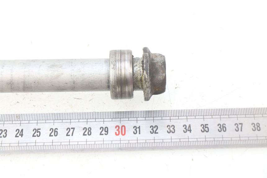 photo de REAR WHEEL AXLE HONDA CBRF CBR-F PC41 600 (2011 - 2013)