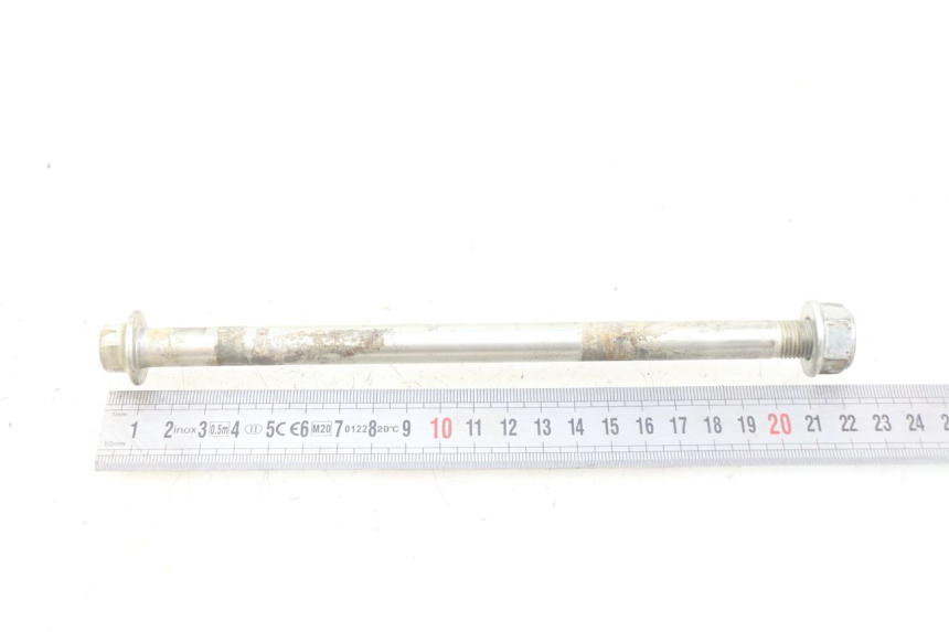 photo de REAR WHEEL AXLE HONDA CRF CR-F 125 (2022 - 2023)