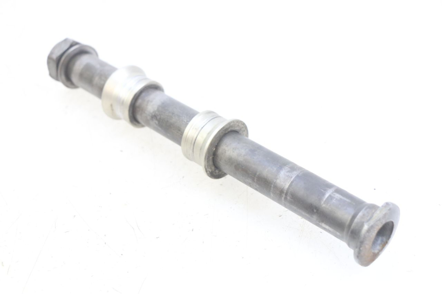 photo de REAR WHEEL AXLE HONDA CRF CR-F 450 (2009 - 2012)