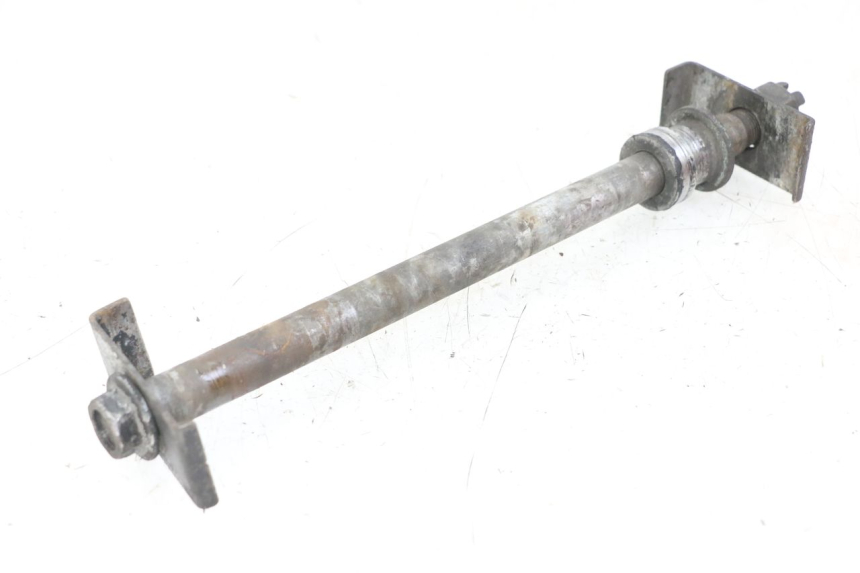 photo de REAR WHEEL AXLE KAWASAKI ZR7 ZR-7 S 750 (1999 - 2004)