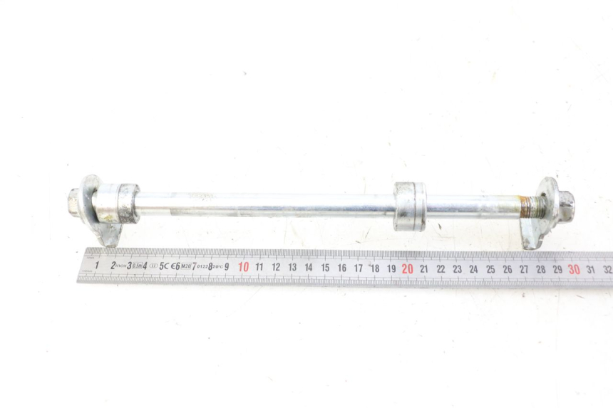 photo de REAR WHEEL AXLE KIDEN KD125-G 125 (2018 - 2022)