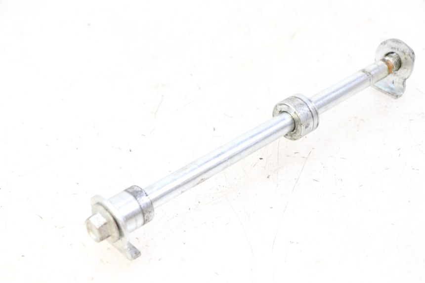 photo de REAR WHEEL AXLE KIDEN KD125-G 125 (2018 - 2022)