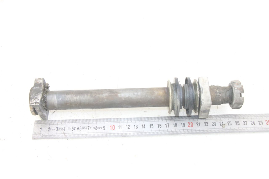 photo de REAR WHEEL AXLE KAWASAKI KXF KX-F 250 (2012 - 2014)