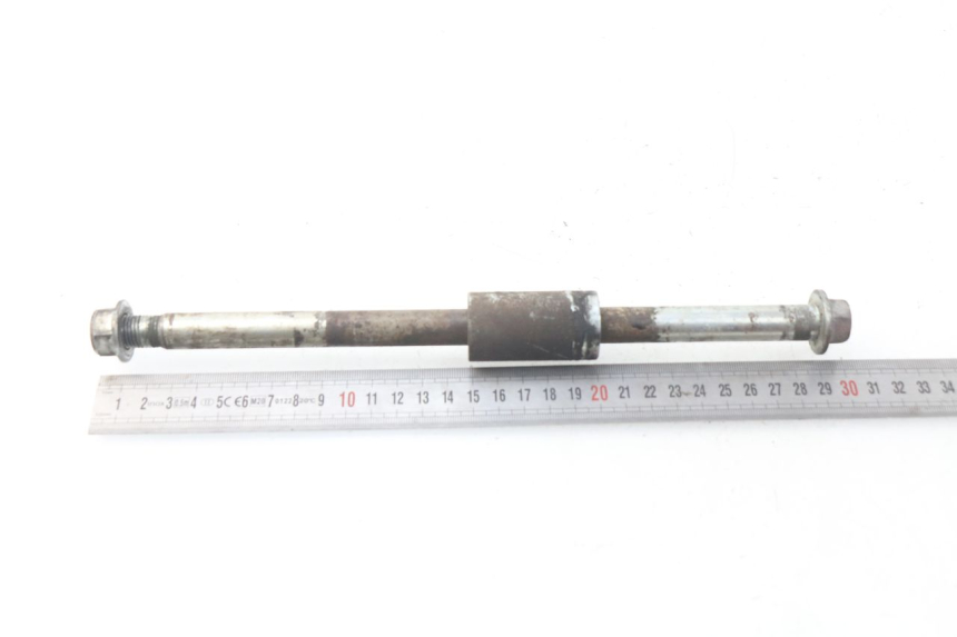 photo de REAR WHEEL AXLE MASH SEVENTY FIVE 125 (2013 - 2021)