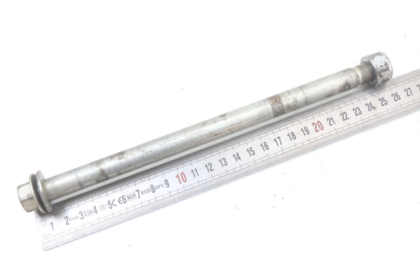 photo de REAR WHEEL AXLE RIEJU MRT 50 (2018 - 2021)