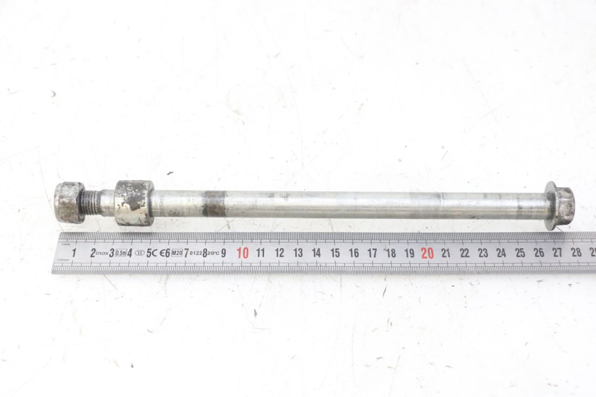 photo de REAR WHEEL AXLE RIEJU MRT 50 (2018 - 2021)