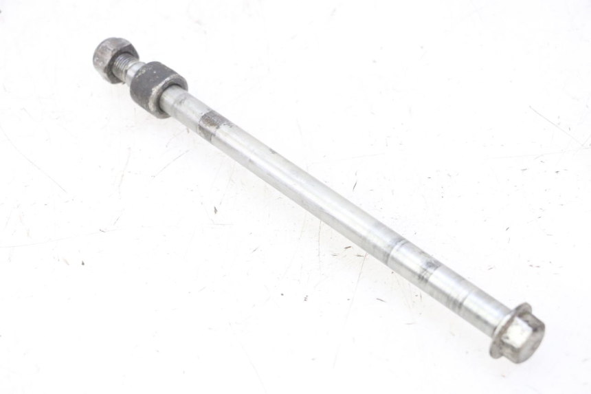 photo de REAR WHEEL AXLE RIEJU MRT 50 (2018 - 2021)
