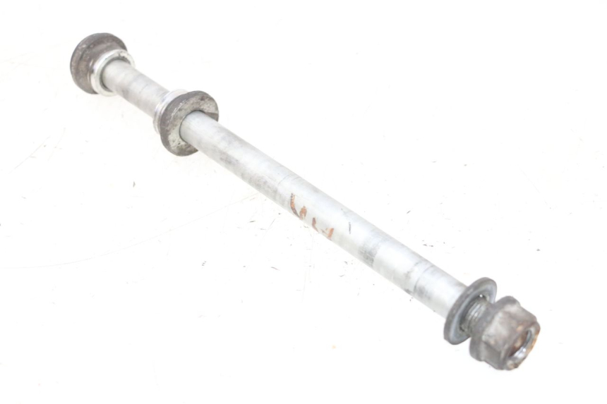 photo de REAR WHEEL AXLE HONDA NSR R 125 (1994 - 2003) - Fixing points details
