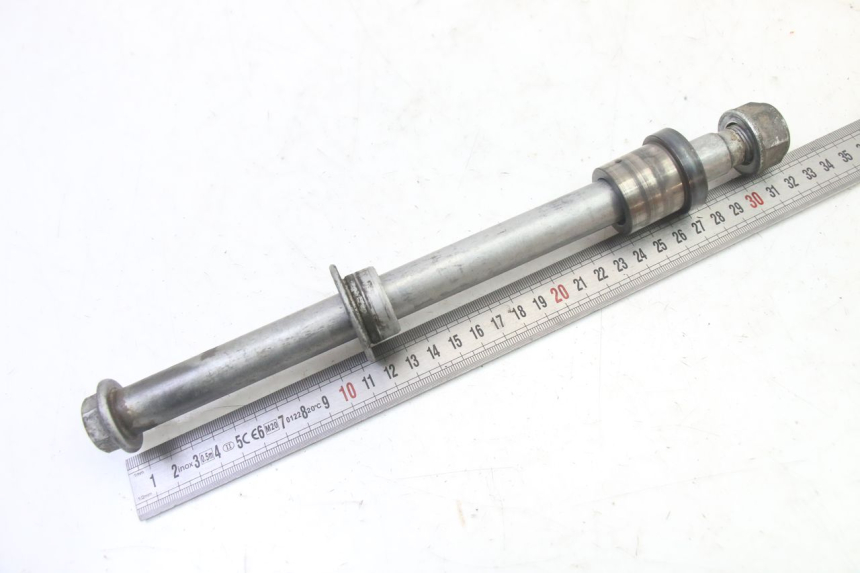 photo de REAR WHEEL AXLE HONDA NTV DEAUVILLE 650 (2001 - 2006)