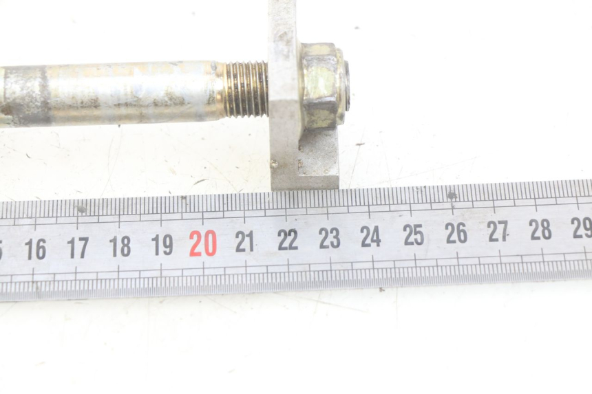 photo de REAR WHEEL AXLE APOLLO RFZ 150