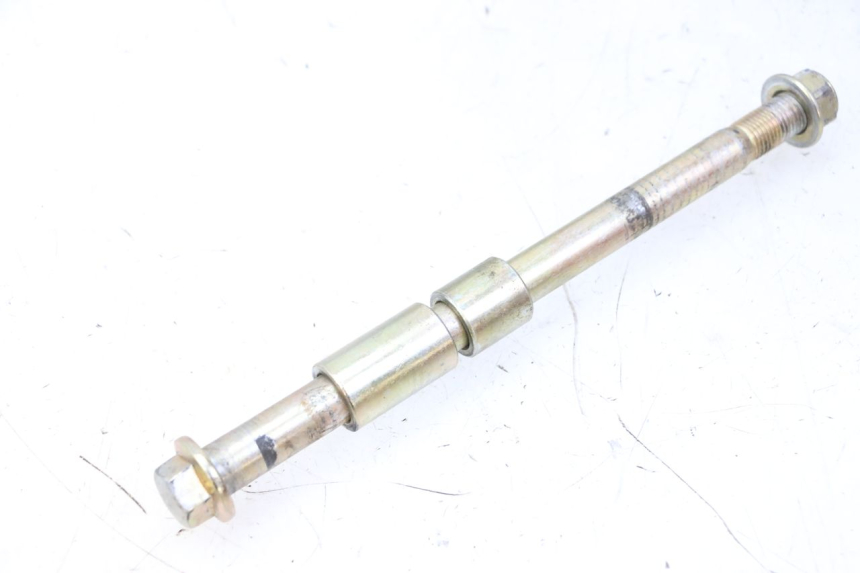 photo de REAR WHEEL AXLE APOLLO RFZ 150