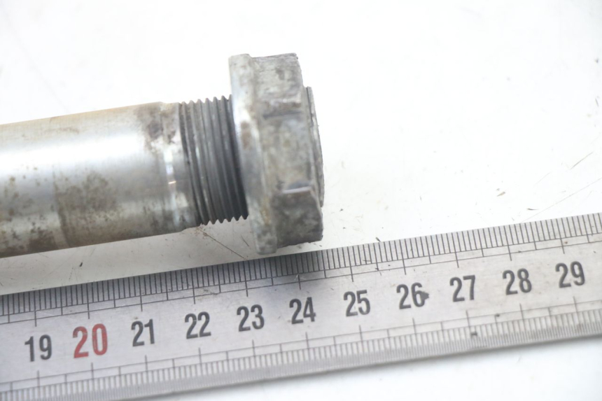 photo de REAR WHEEL AXLE SMALL MX THUNDER 250