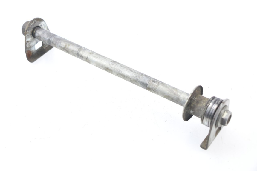 photo de REAR WHEEL AXLE SUZUKI GSXF GSX F 600 (1988 - 1997)