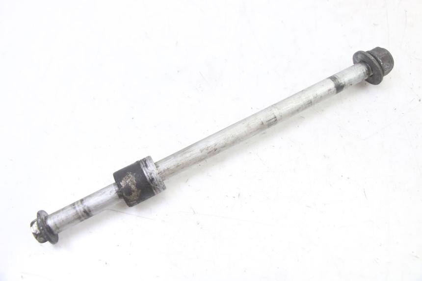photo de REAR WHEEL AXLE HONDA XLV VARADERO 125 (2000 - 2006)