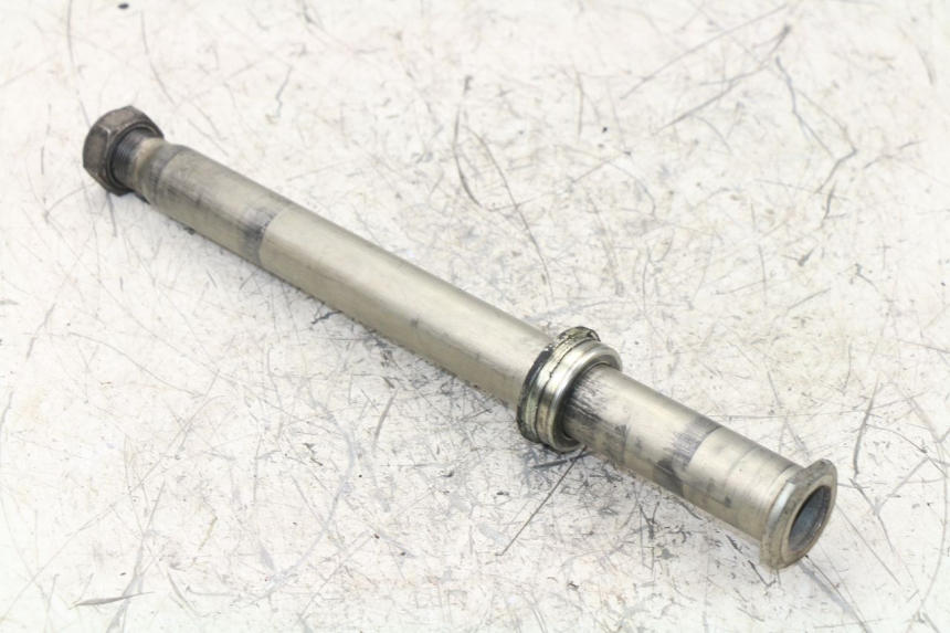 photo de REAR WHEEL AXLE YAMAHA FZ1 FAZER 1000 (2007 - 2009)