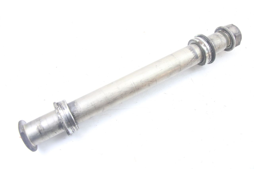 photo de REAR WHEEL AXLE YAMAHA FZ6 FAZER S2 600 (2007 - 2011)
