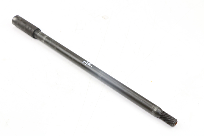 photo de REAR WHEEL AXLE YAMAHA XP T-MAX TMAX ABS 500 (2004 - 2007)