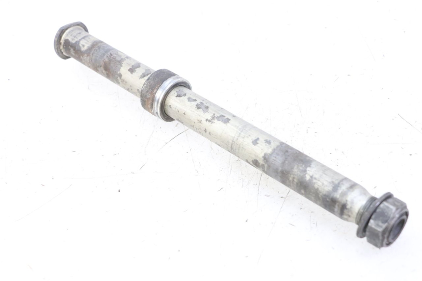 photo de REAR WHEEL AXLE YAMAHA YP T-MAX TMAX 530 (2017 - 2020)