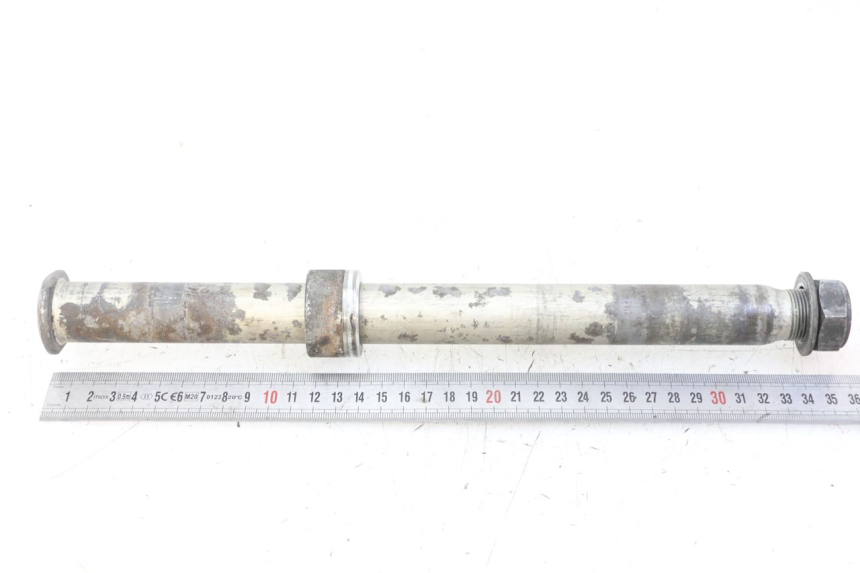 photo de REAR WHEEL AXLE YAMAHA YP T-MAX TMAX 530 (2017 - 2020)