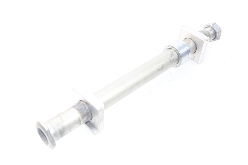 photo de REAR WHEEL AXLE YAMAHA YP T-MAX TMAX 530 (2017 - 2020)