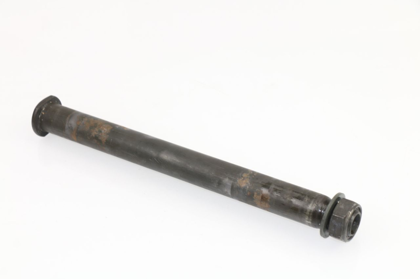 photo de REAR WHEEL AXLE YAMAHA YZF R1 1000 (2002 - 2003)