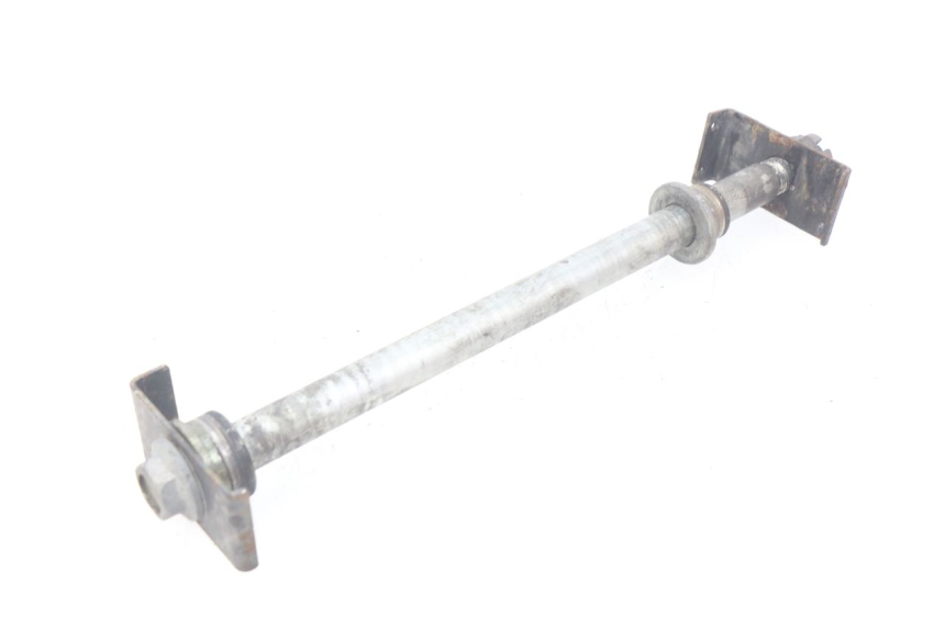 photo de REAR WHEEL AXLE KAWASAKI Z S 750 (2003 - 2006)
