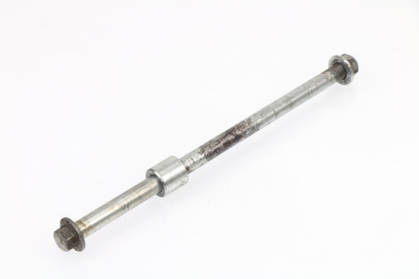 photo de FRONT WHEEL AXLE BAOTIAN BT SPEEDROAD 125 (2008 - 2012)