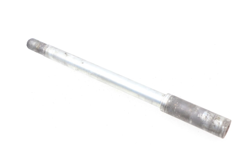 photo de FRONT WHEEL AXLE SUZUKI BURGMAN 650 (2002 - 2004)
