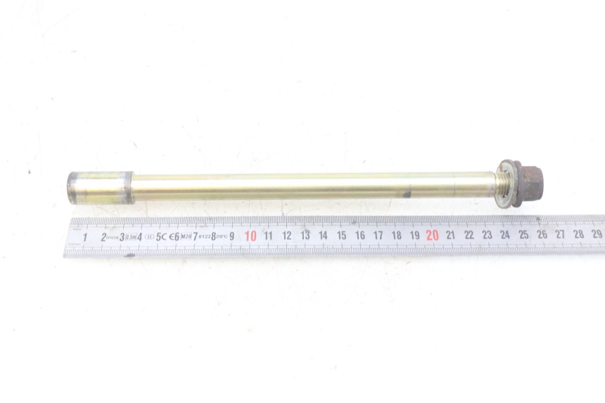 photo de FRONT WHEEL AXLE PEUGEOT CITYSTAR AIR 125 (2014 - 2017)