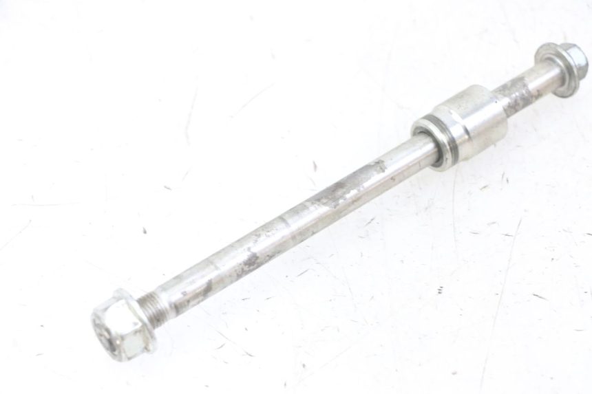 photo de FRONT WHEEL AXLE HONDA CRF-F CRF F 110 (2019 - 2022)