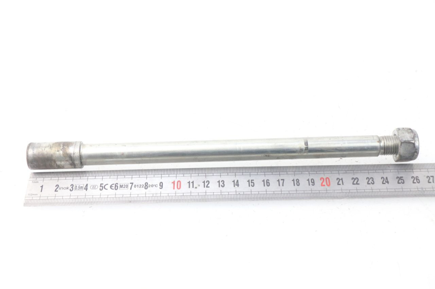 photo de FRONT WHEEL AXLE PEUGEOT ELYSTAR 50 (2002 - 2014)