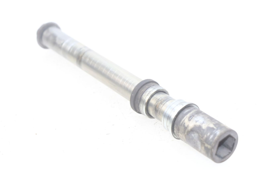 photo de FRONT WHEEL AXLE YAMAHA FJR ABS 1300 (2016 - 2020)