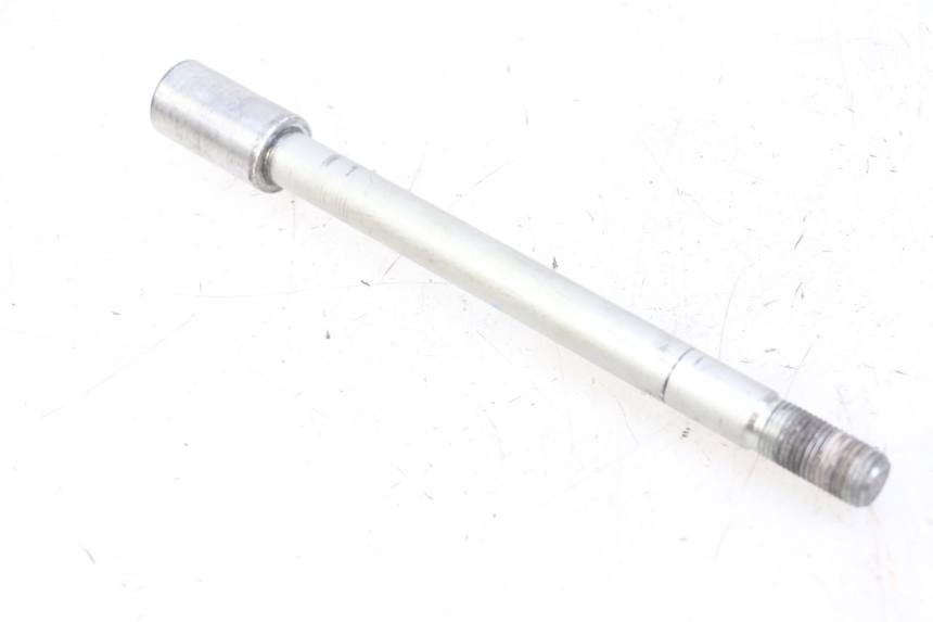 photo de FRONT WHEEL AXLE HONDA FORZA ABS 300 (2013 - 2019)