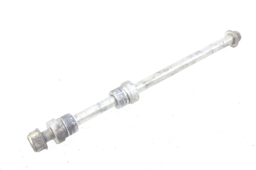 photo de FRONT WHEEL AXLE HONDA FORZA 125 (2015 - 2016)