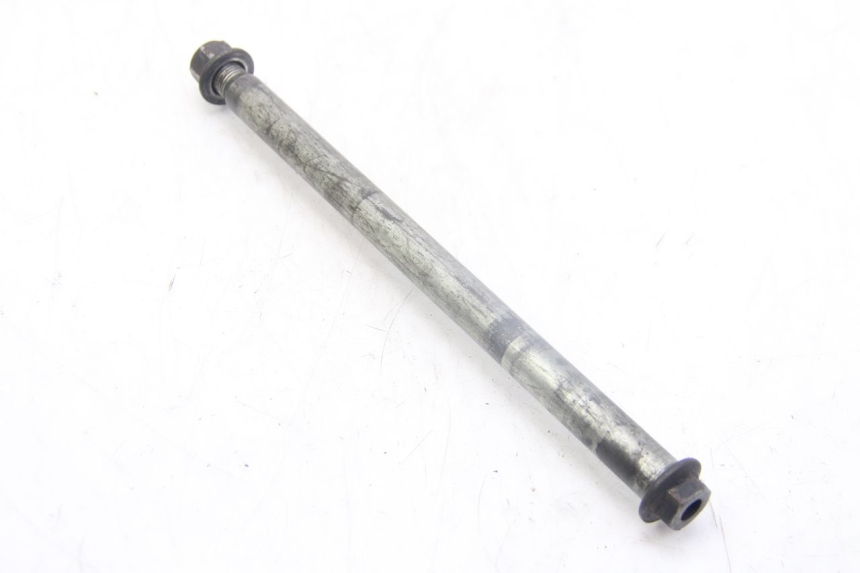 photo de FRONT WHEEL AXLE SUZUKI GSX-F GSX  F 1100 (1988 - 1994)