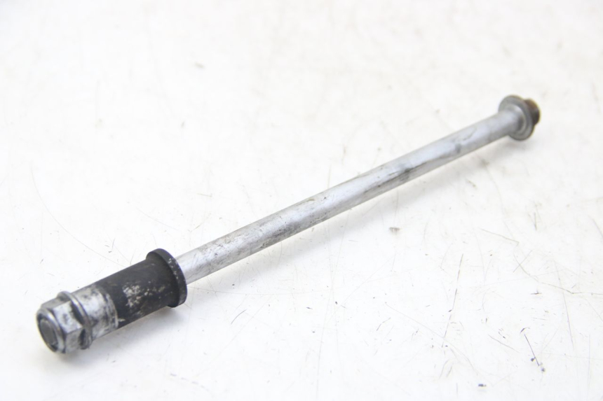 photo de FRONT WHEEL AXLE HONDA PES PS I 125 (2006 - 2012)