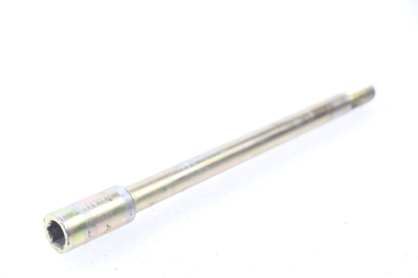 photo de FRONT WHEEL AXLE HYOSUNG AQUILA GV 125 (2009 - 2016)
