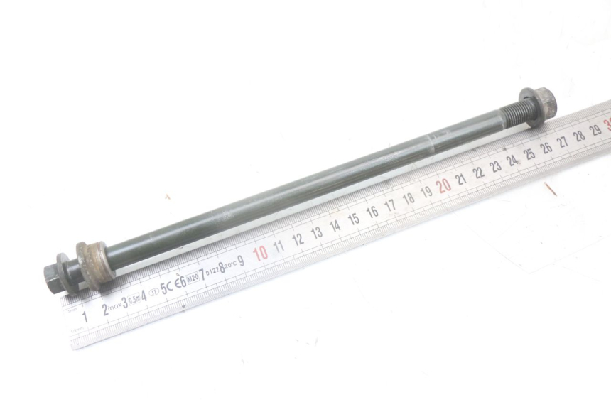 photo de FRONT WHEEL AXLE SYM JET 14 4T 50 (2018 - 2022)