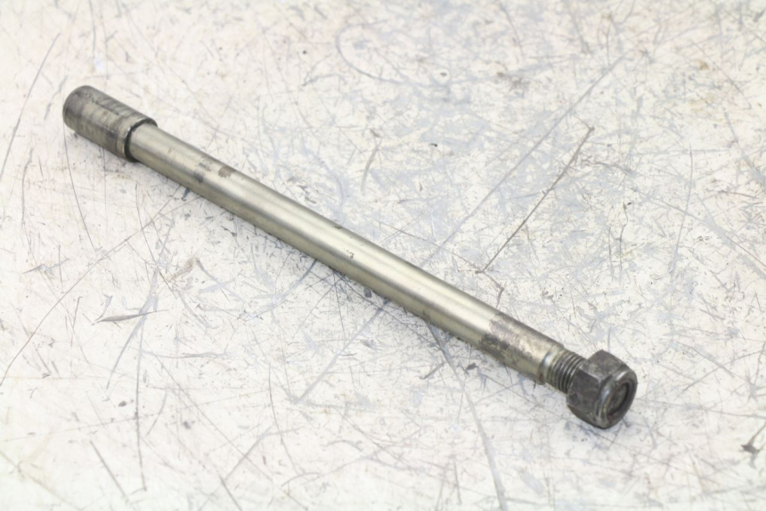 photo de FRONT WHEEL AXLE PEUGEOT JET FORCE TSDI 50 (2003 - 2009)