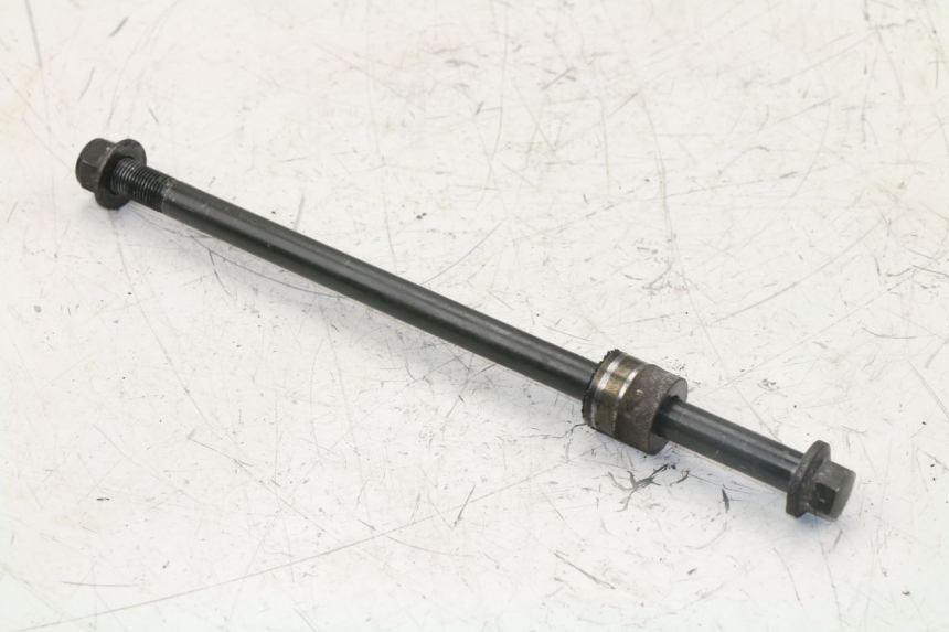 photo de FRONT WHEEL AXLE JONWAY RANGER 125 (2006 - 2014)