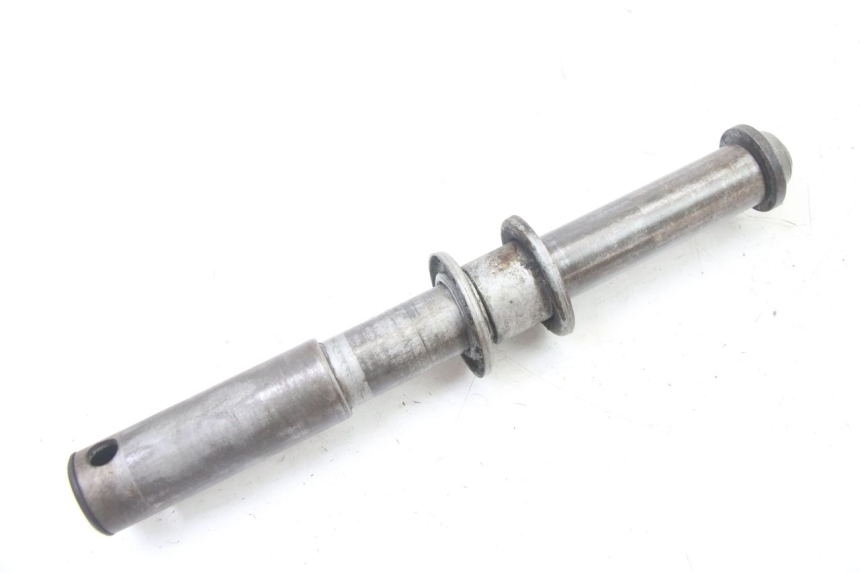 photo de FRONT WHEEL AXLE BMW K 75 RT 750 (1989 - 1997)