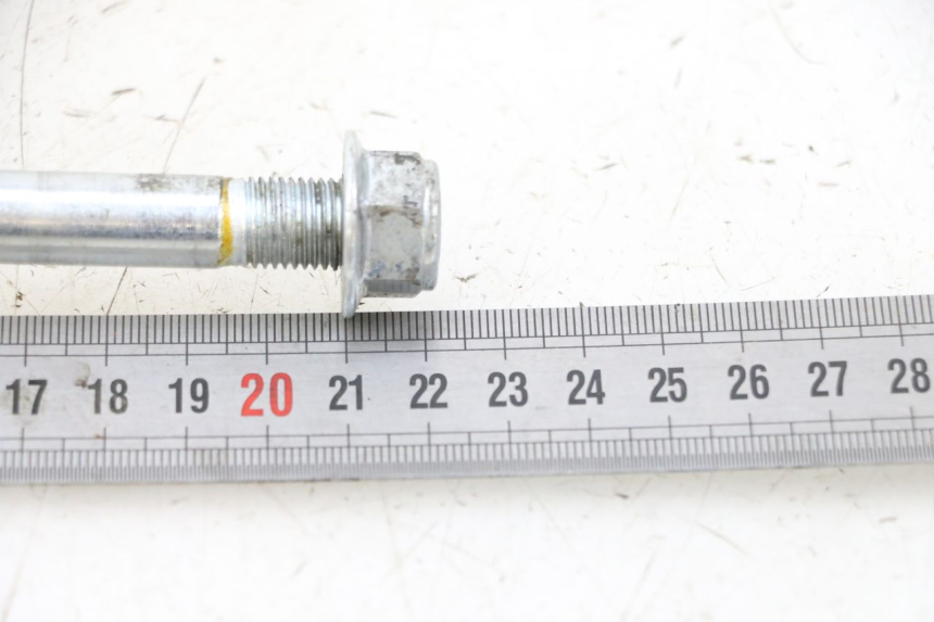 photo de FRONT WHEEL AXLE KIDEN KD125-G 125 (2018 - 2022)