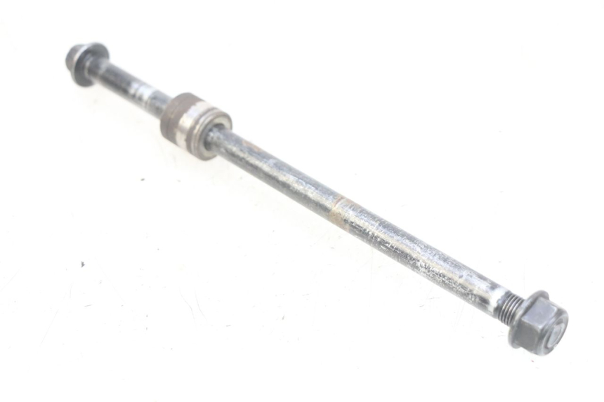 photo de FRONT WHEEL AXLE KYMCO AGILITY 16+ 4T 50 (2018 - 2023)