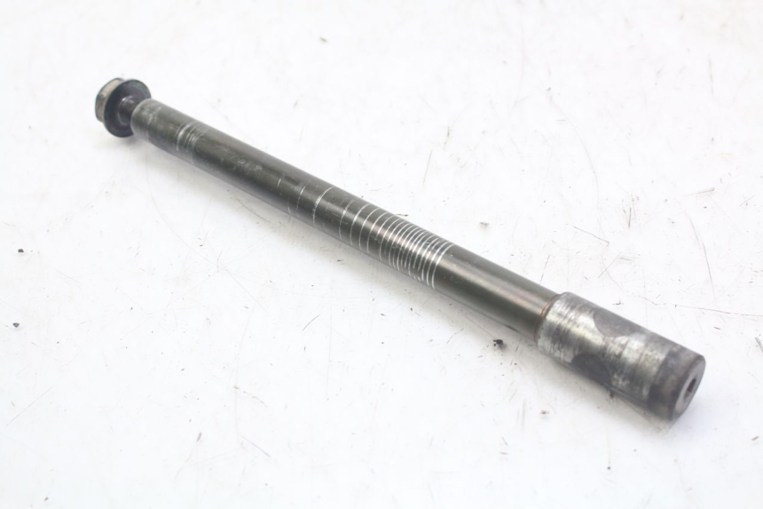 photo de FRONT WHEEL AXLE KYMCO X-CITING XCITING 400 (2014 - 2018)