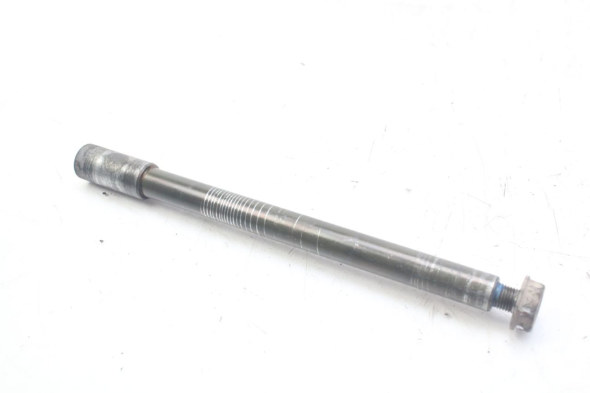 photo de FRONT WHEEL AXLE KYMCO X-CITING XCITING 400 (2014 - 2018)