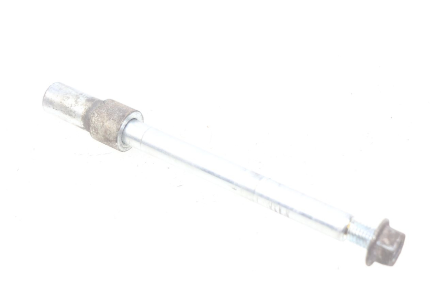 photo de FRONT WHEEL AXLE PIAGGIO LIBERTY 4T 50 (2004 - 2008)