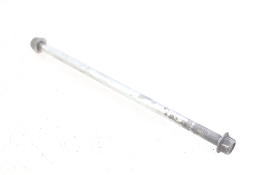 photo de FRONT WHEEL AXLE MBK BOOSTER SPIRIT 50 (1999 - 2003)